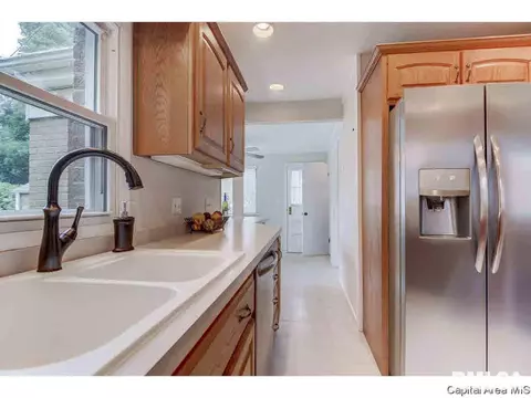 2125 S Walnut, Springfield, IL 62704 photo 13