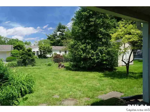 2179 Greenbriar Rd, Springfield, IL 62704 photo 9