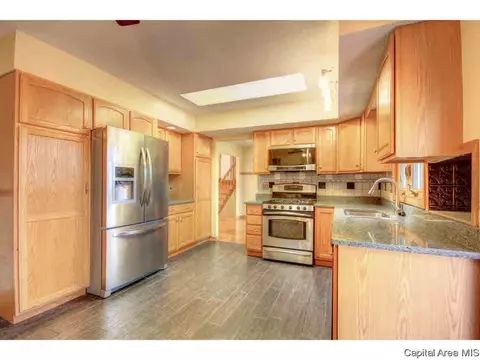 2701 Interlacken, Springfield, IL 62704 photo 2