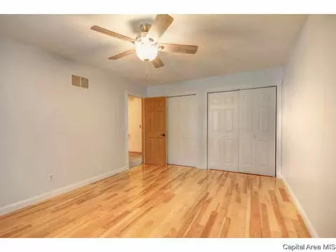 2701 Interlacken, Springfield, IL 62704 photo 13