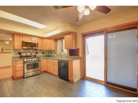 2701 Interlacken, Springfield, IL 62704 photo 4