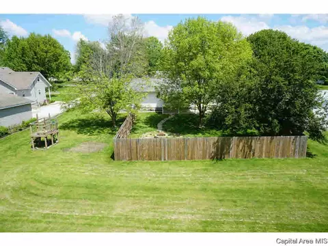 370 E Brown, Waverly, IL 62692 photo 32