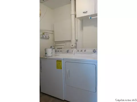 3233 Saxony Rd, Springfield, IL 62703 photo 18