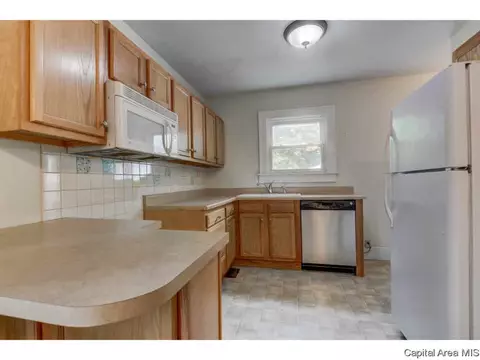 1916 S Pasfield St, Springfield, IL 62704 photo 8