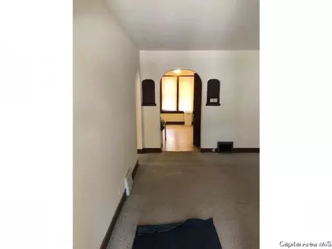 1220 Monument Ave, Springfield, IL 62702 photo 3