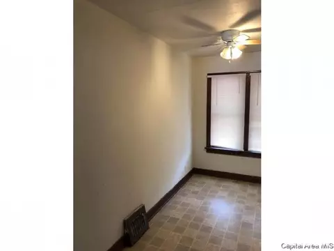 1220 Monument Ave, Springfield, IL 62702 photo 11