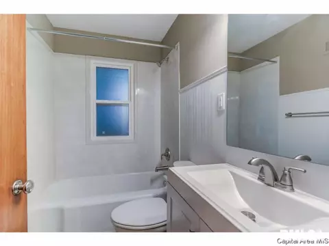 2409 S State St, Springfield, IL 62704 photo 14