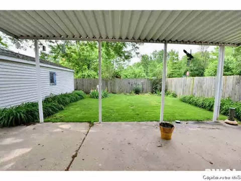 2916 Elliott Ave, Springfield, IL 62702 photo 7