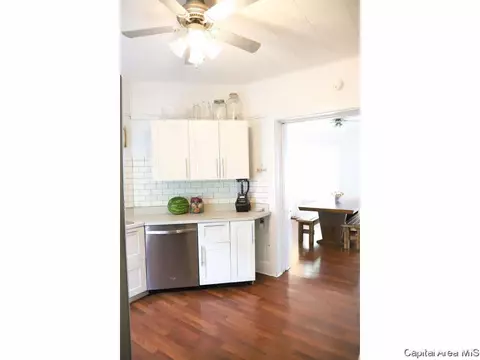 550 S State St, Springfield, IL 62704 photo 15