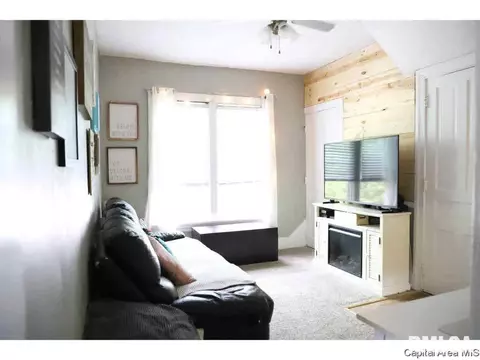 550 S State St, Springfield, IL 62704 photo 21