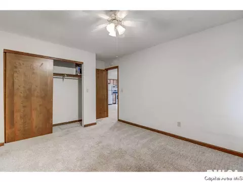 2512 Austin Dr, Springfield, IL 62704 photo 17