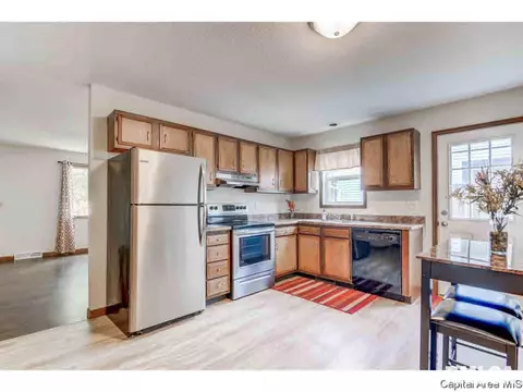 2512 Austin Dr, Springfield, IL 62704 photo 10