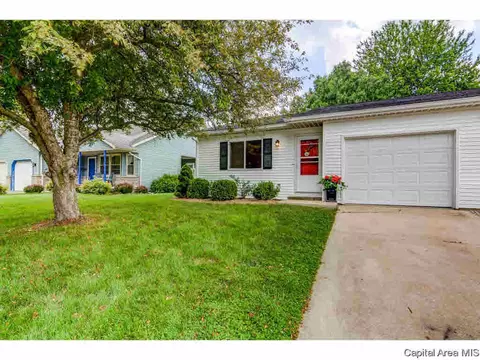 2512 Austin Dr, Springfield, IL 62704 photo 1