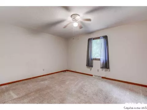 2512 Austin Dr, Springfield, IL 62704 photo 15