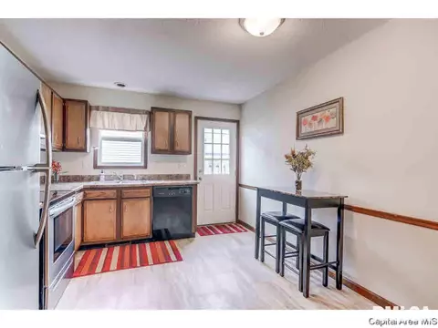 2512 Austin Dr, Springfield, IL 62704 photo 11