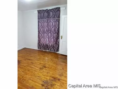1121 E Spruce Dr, Springfield, IL 62703 photo 2