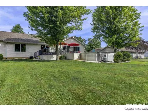 14428 Prairie Trl, Athens, IL 62613 photo 36