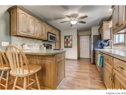2111 Sunstone Ct, Springfield, IL 62704 photo 8