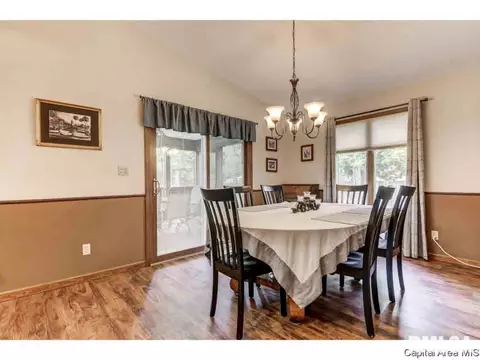 2111 Sunstone Ct, Springfield, IL 62704 photo 7