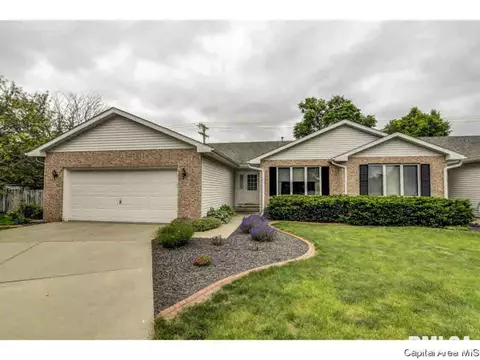 2111 Sunstone Ct, Springfield, IL 62704 photo 2