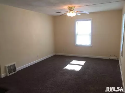2256 Converse St, Springfield, IL 62702 photo 7