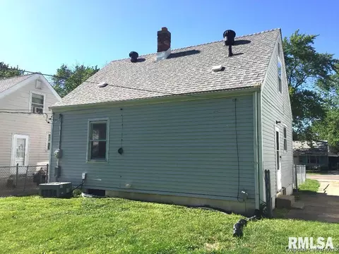 2256 Converse St, Springfield, IL 62702 photo 4