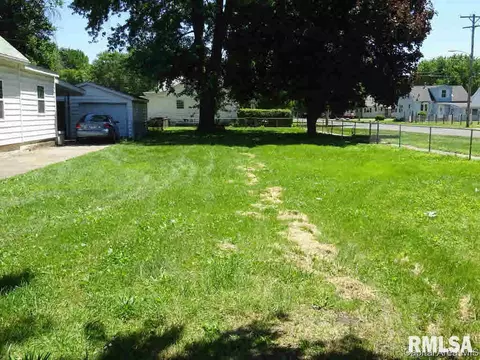 1104 N 12th St, Springfield, IL 62702 photo 7