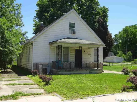 1104 N 12th St, Springfield, IL 62702 photo 1