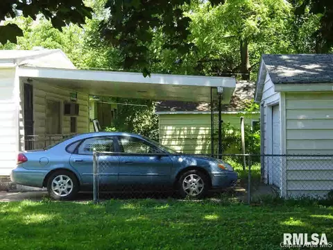 1104 N 12th St, Springfield, IL 62702 photo 5