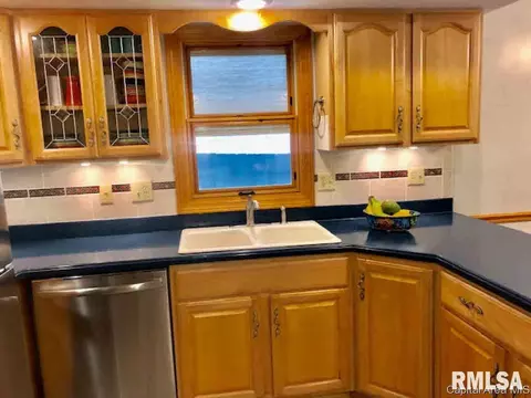 3509 Bluff Rd, Springfield, IL 62707 photo 2
