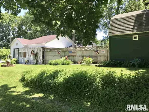 102 E Union St, Virginia, IL 62691 photo 34