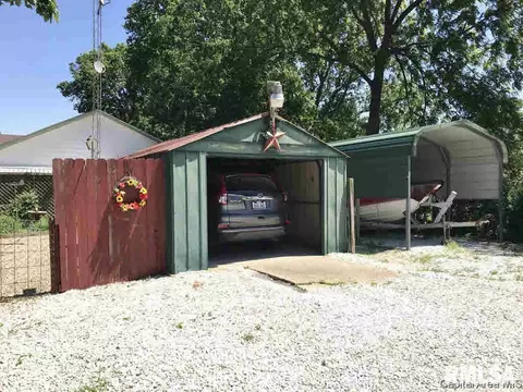 102 E Union St, Virginia, IL 62691 photo 35