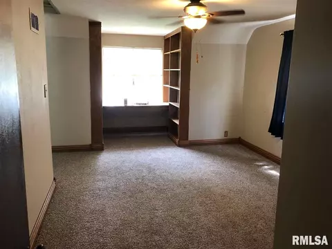 1533 N 3rd St, Springfield, IL 62702 photo 28