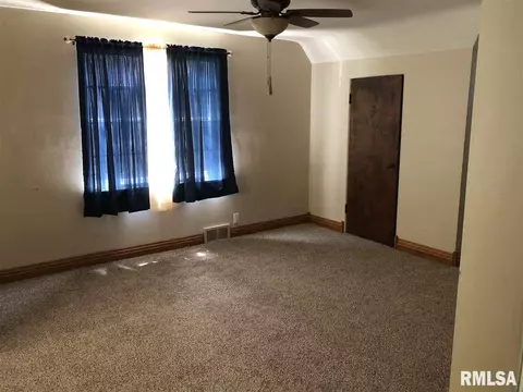1533 N 3rd St, Springfield, IL 62702 photo 26