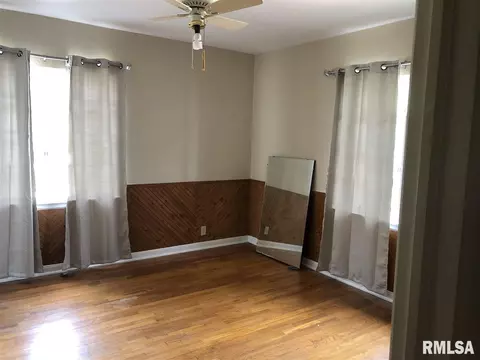 1533 N 3rd St, Springfield, IL 62702 photo 8