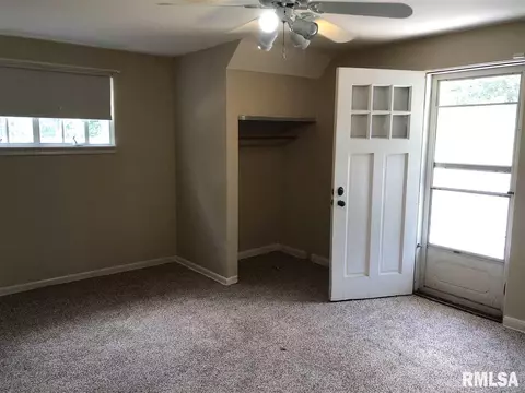 1533 N 3rd St, Springfield, IL 62702 photo 30