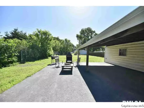 1042 N Macarthur Blvd, Springfield, IL 62702 photo 33