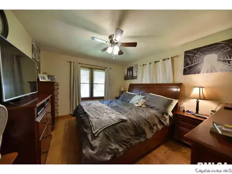 1042 N Macarthur Blvd, Springfield, IL 62702 photo 13