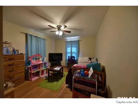 1042 N Macarthur Blvd, Springfield, IL 62702 photo 7