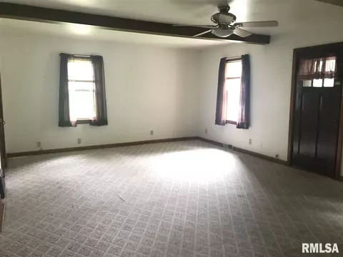 1241 Bengel St, Springfield, IL 62702 photo 3