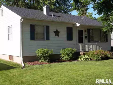 1309 Mossman Ave, Springfield, IL 62702 photo 2