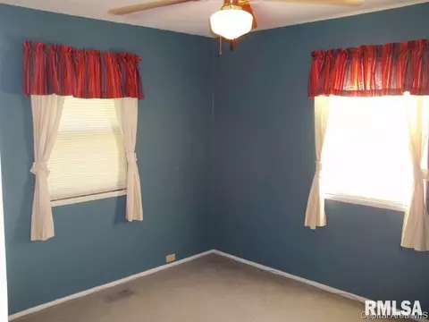 1309 Mossman Ave, Springfield, IL 62702 photo 9