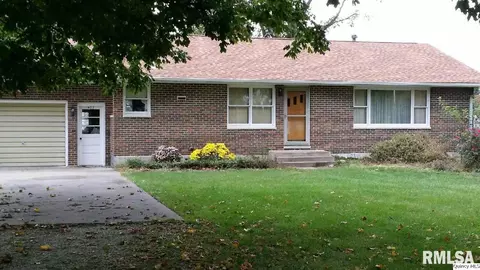 403 N Chestnut, Mendon, IL 62351 photo 1