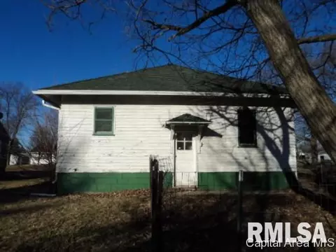 702 S Main, Abingdon, IL 61410 photo 2