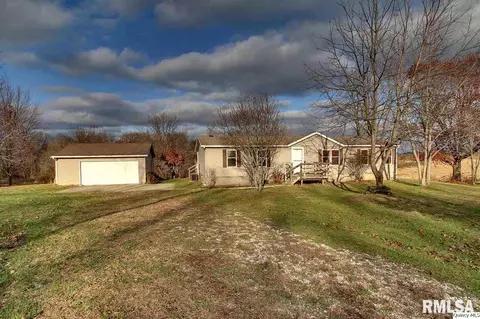 1915 N 1400th Ave, Camp Point, IL 62320 photo 1