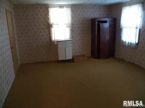 231 S Knox, Oneida, IL 61467 photo 9