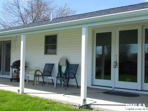 191 Wing, Avon, IL 61415 photo 4