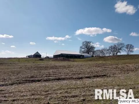 82 E 2600th, Barry, IL 62312 photo 12
