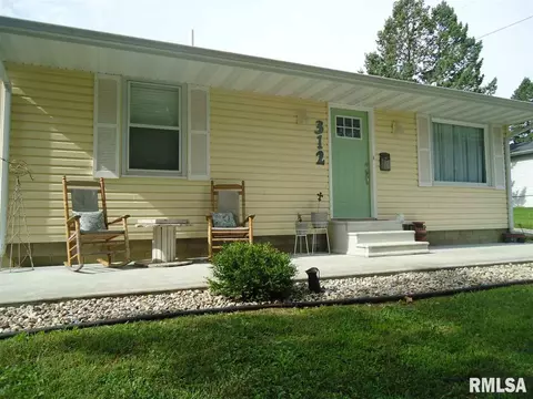 312 E Springfield St, Virginia, IL 62691 photo 16
