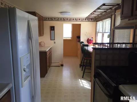 5801 S Hwy 96, Payson, IL 62360 photo 7